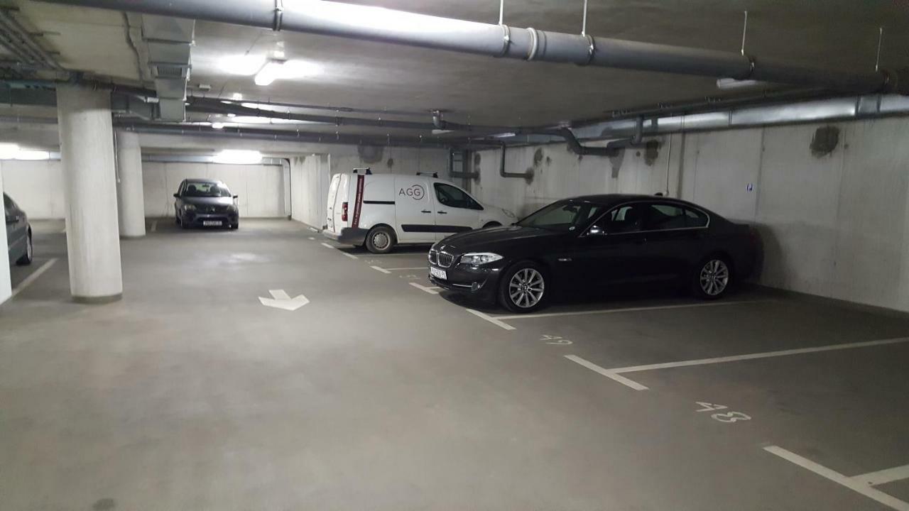 Apartman Vip, With Free Garage Parking Пула Экстерьер фото